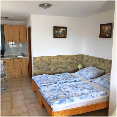 דירות Hévíz Kleines Haus מראה חיצוני תמונה